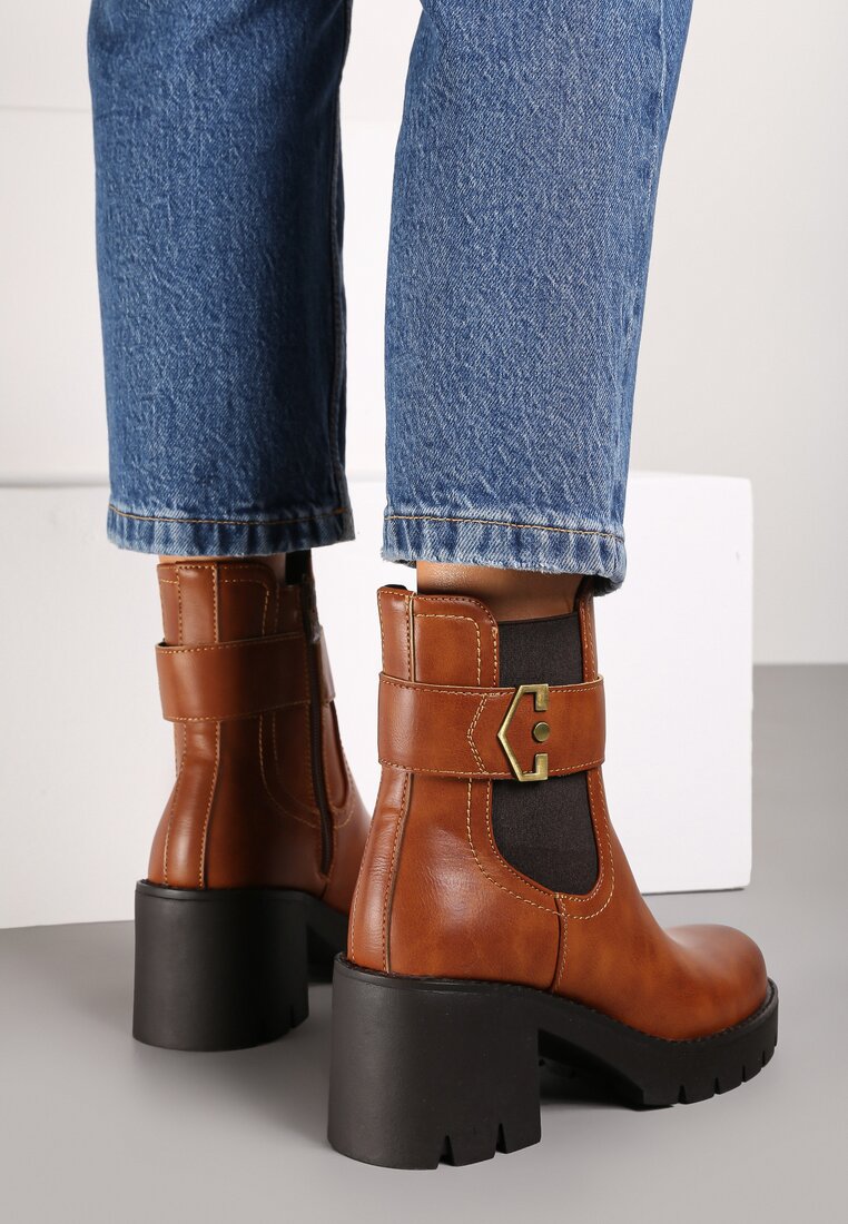 Botine Komina Maro