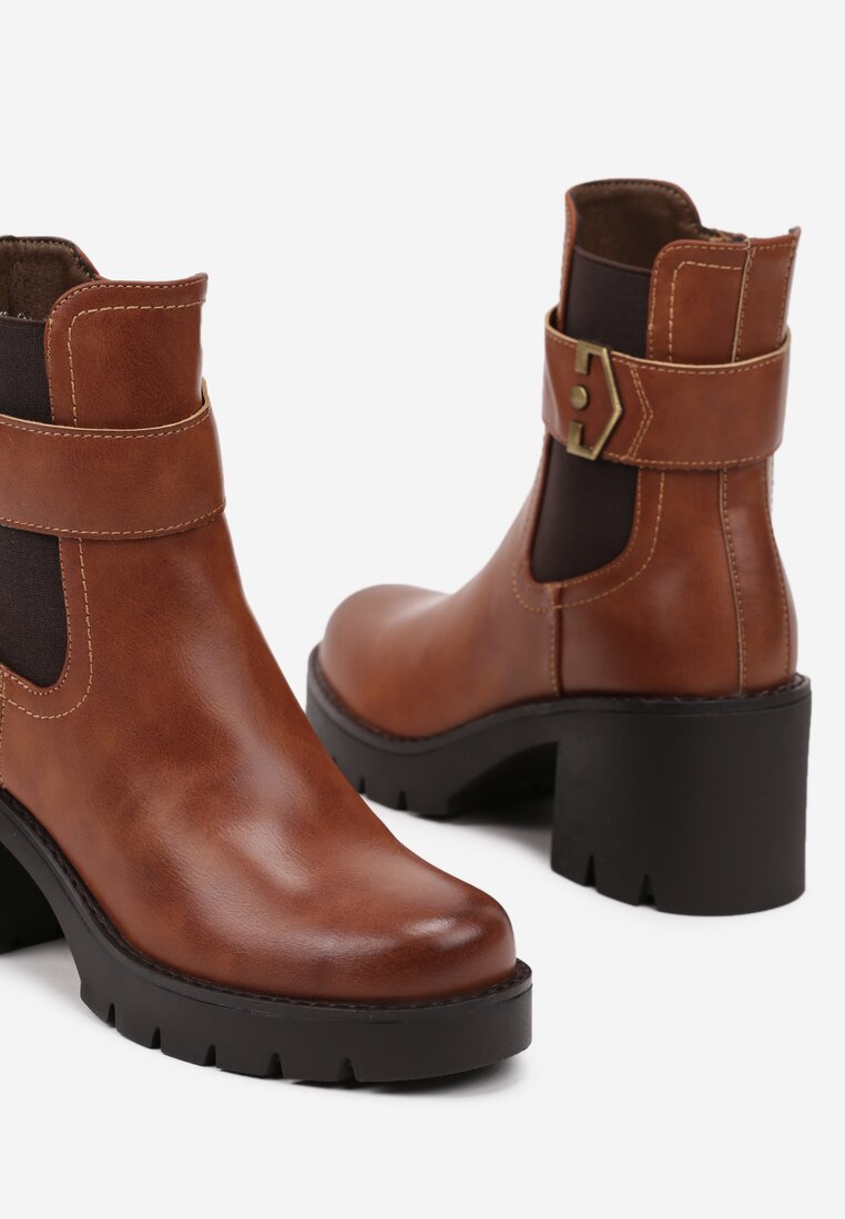 Botine Komina Maro