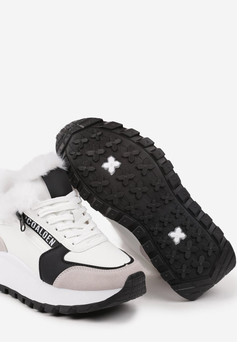 Białe Sneakersy na Platformie z Napisem Sznurowaniem i Futerkiem Vazina