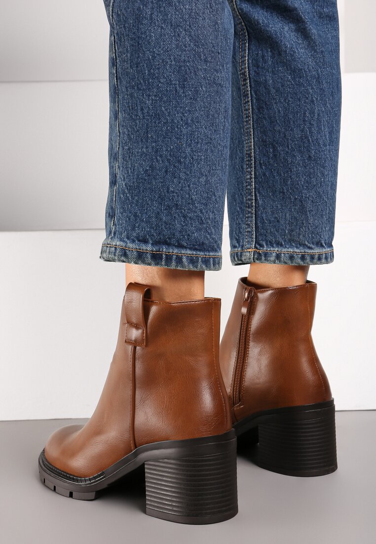 Botine Savalorae Maro