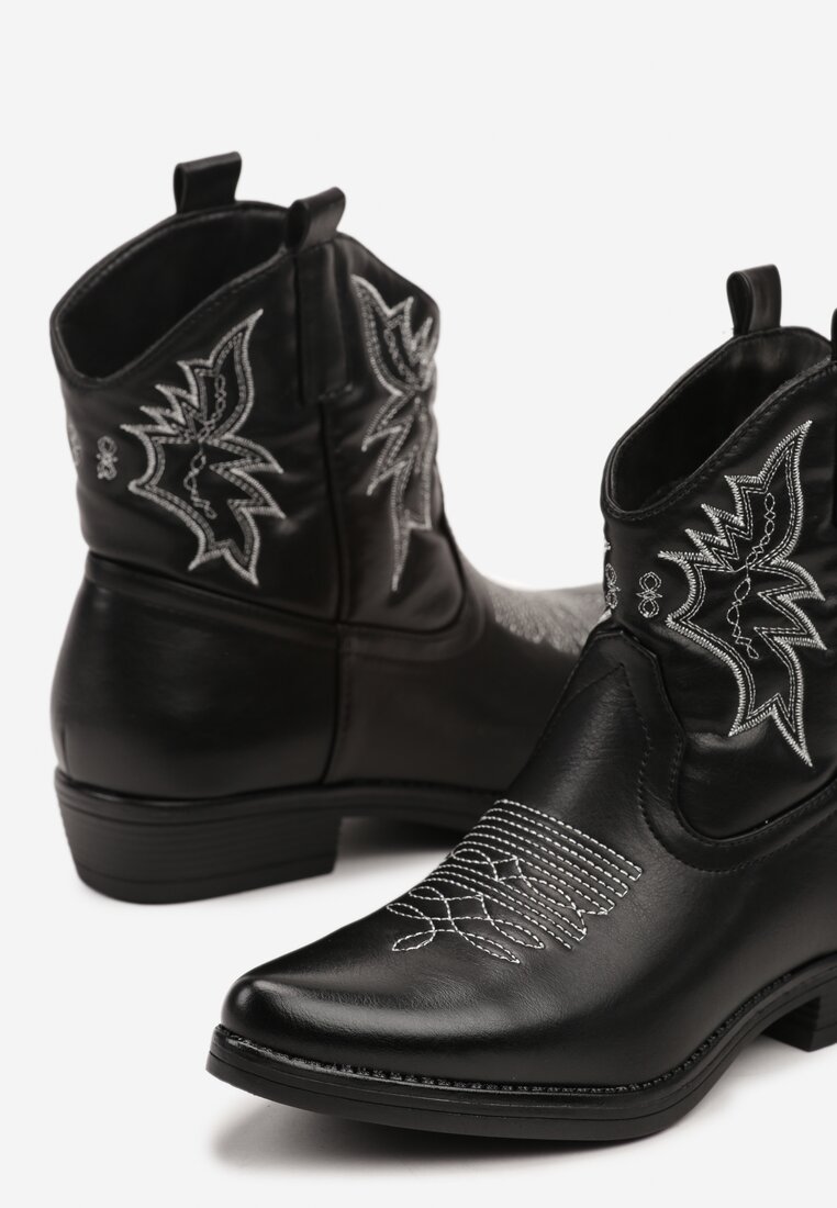 Botine Savanellae Argintii