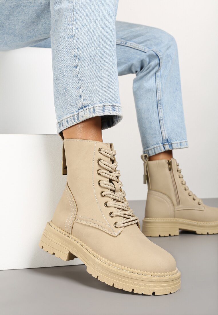 Botine Savanthia Bej