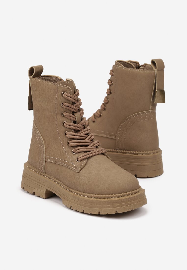 Botine Savanthia Bej