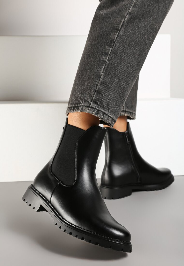 Botine Isarinna Negre