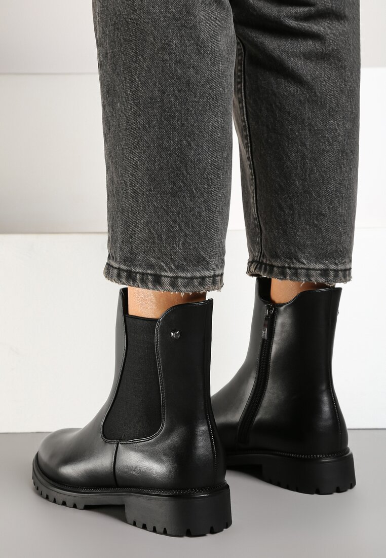 Botine Isarinna Negre