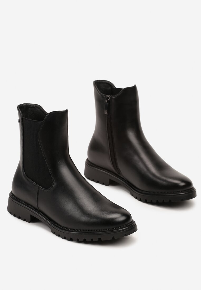 Botine Isarinna Negre