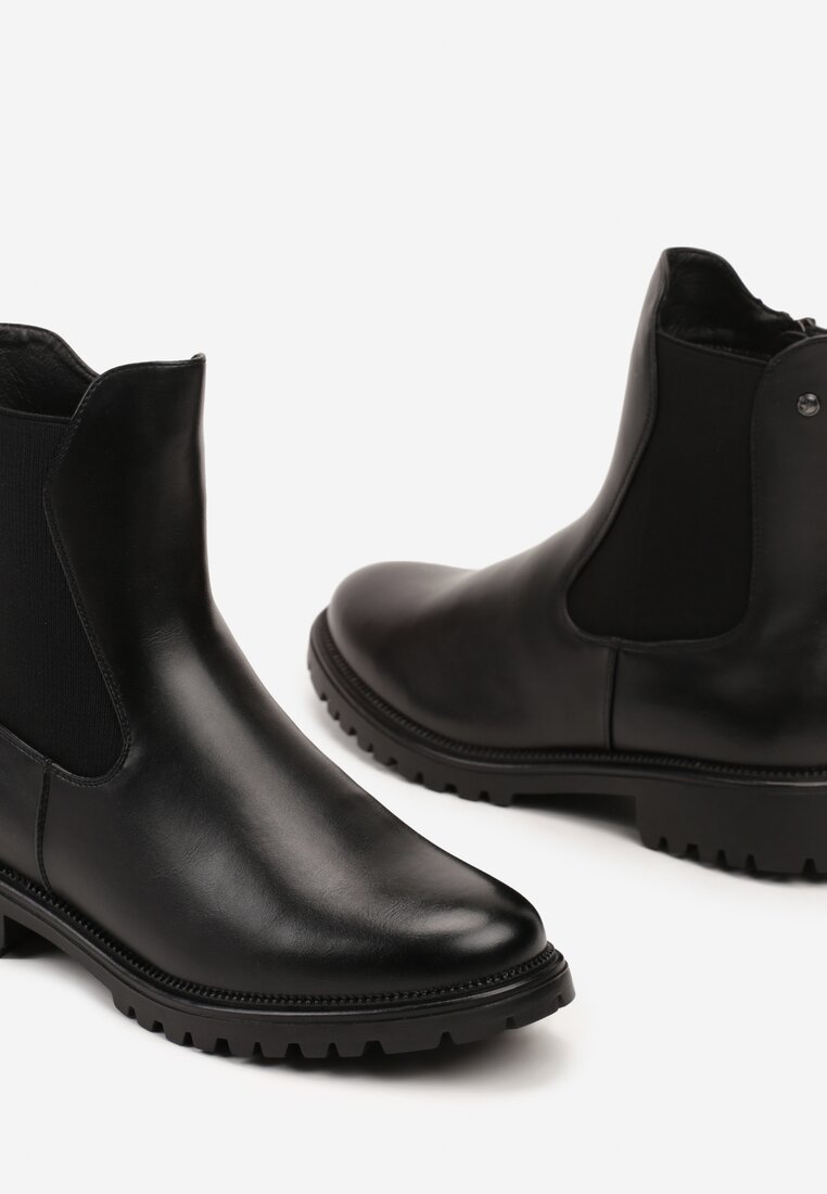 Botine Isarinna Negre