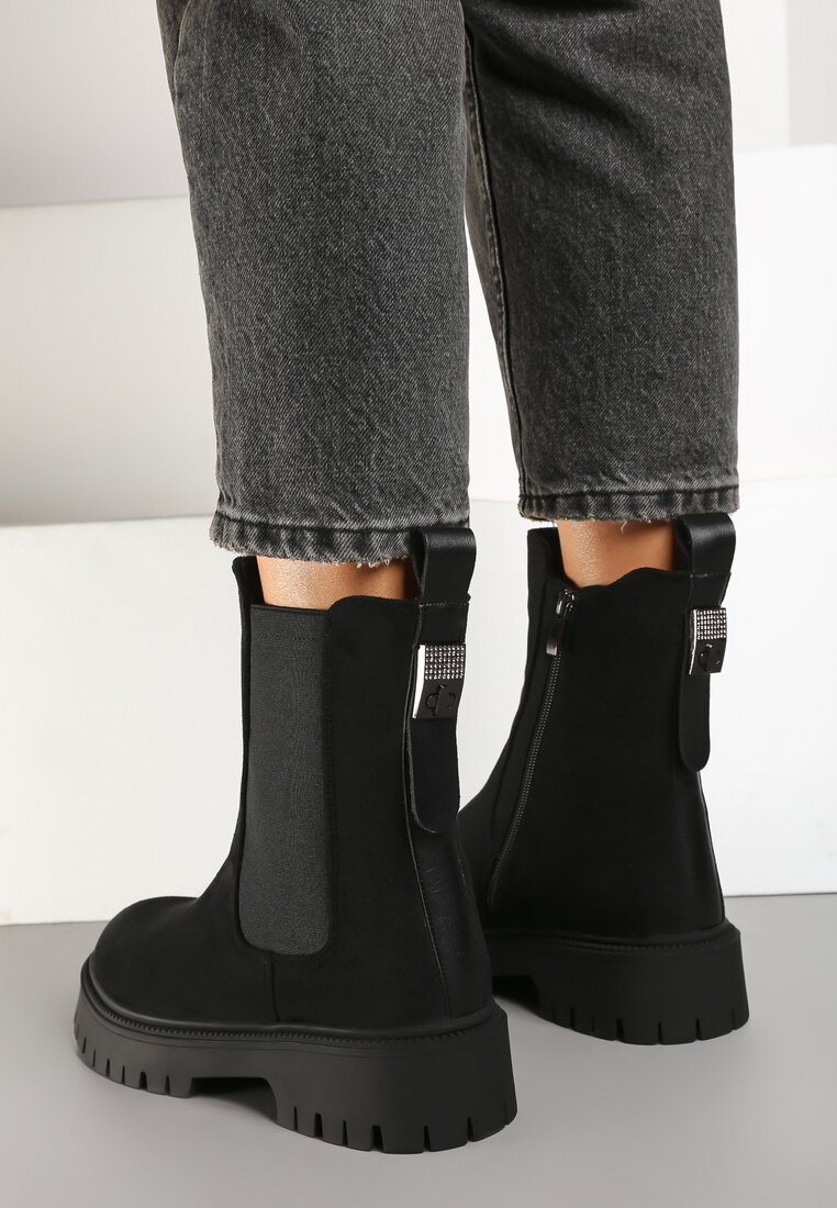 Botine Naritana Negre