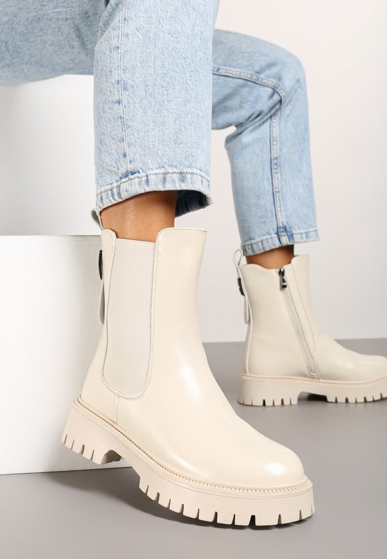 Botine Naritana Bej