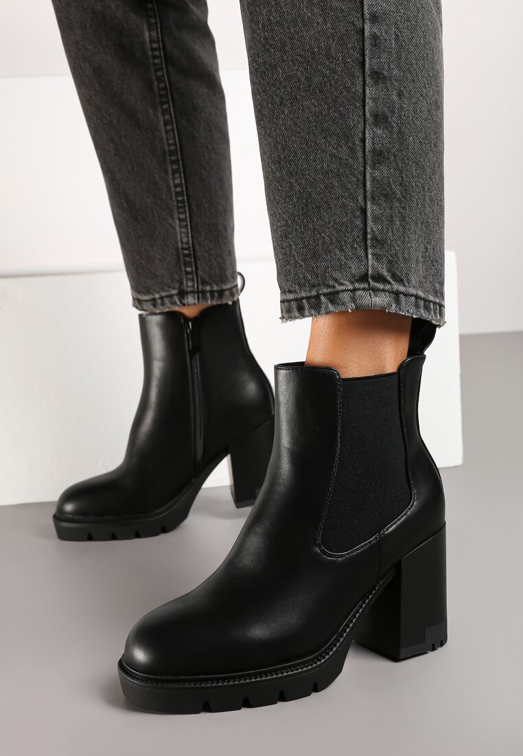 Czarne Botki Sztyblety na Słupku Ozdobione Elastyczną Wstawką Rearia