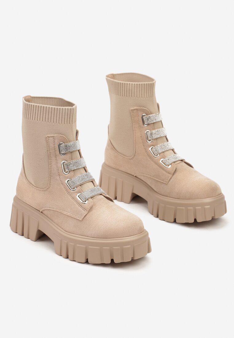Botine Venthea Bej