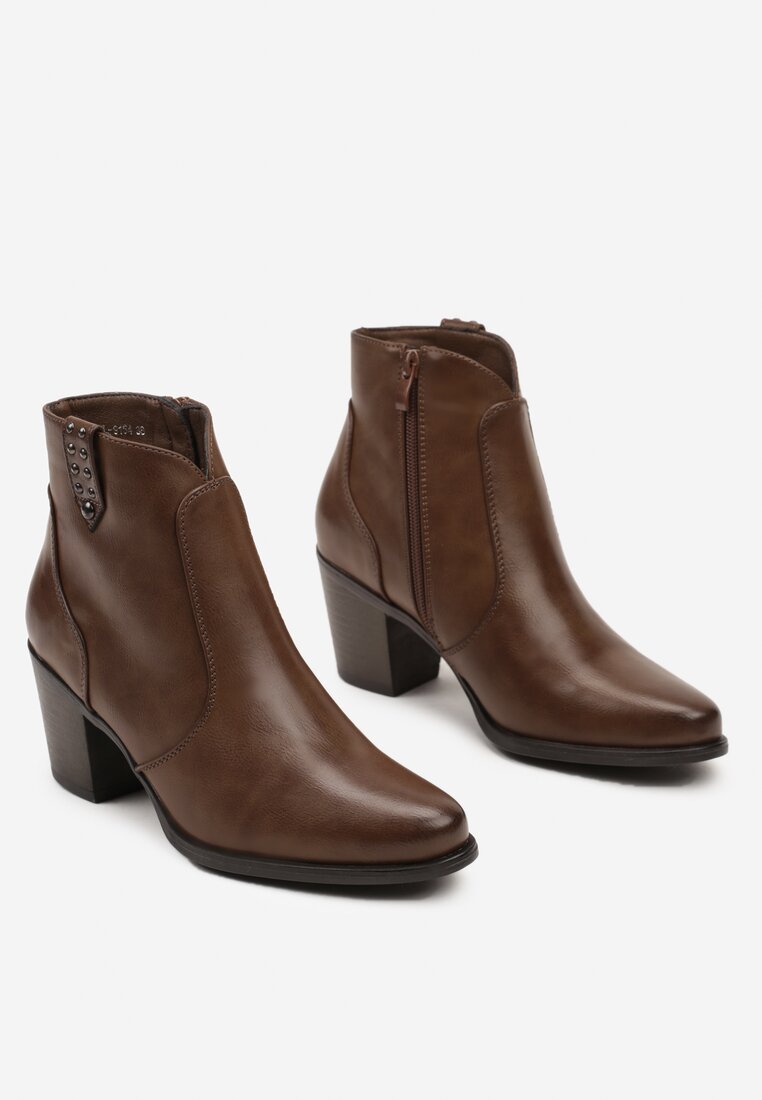 Botine Elzinna Maro
