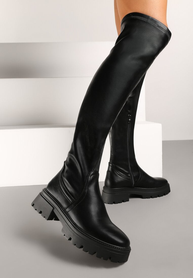 Czarne Kozaki z Przylegającą Cholewką za Kolano Resiera