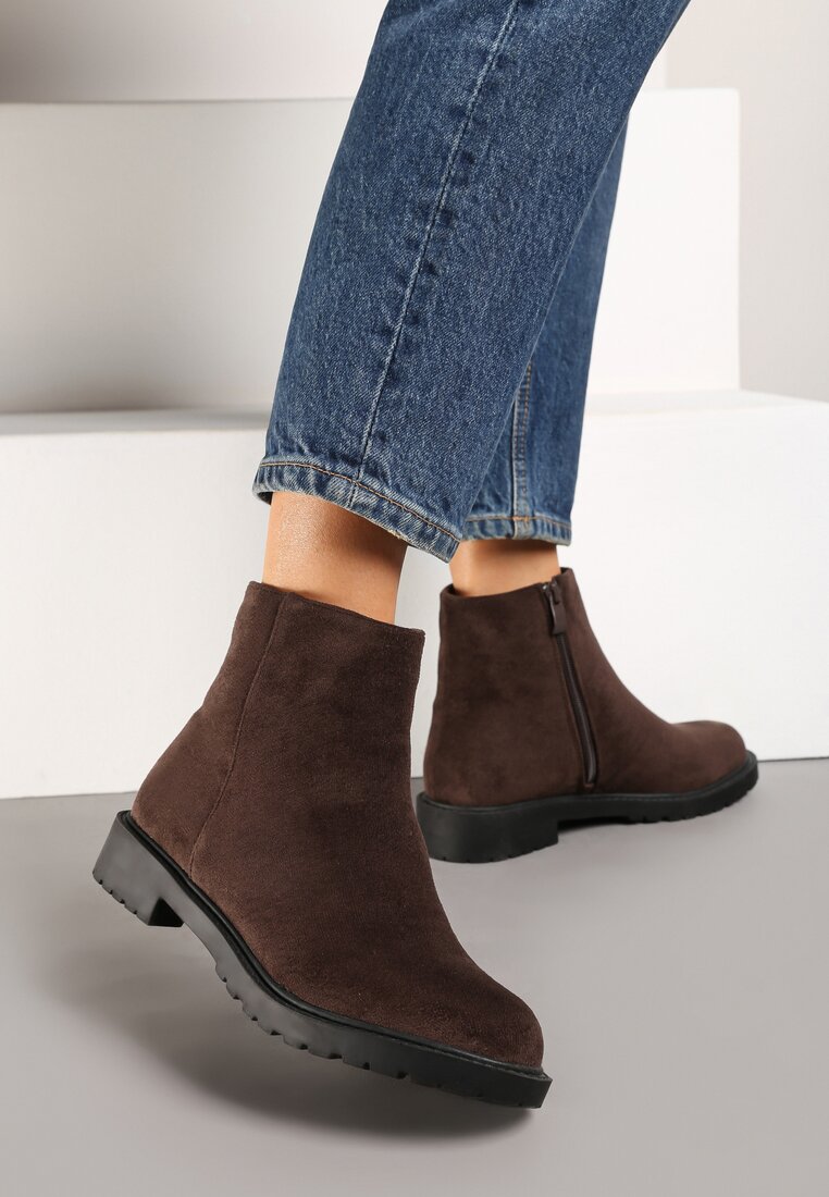 Botine Niadoraea Maro