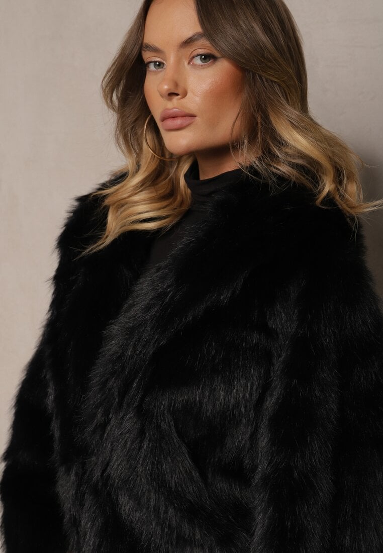 Czarna Kurtka Futerko w Eleganckim Stylu Vortilae