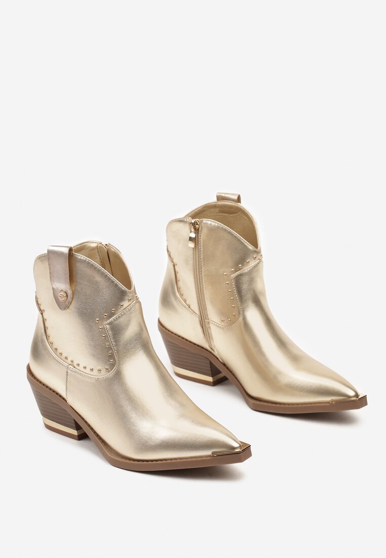 Botine Niavela Aurii