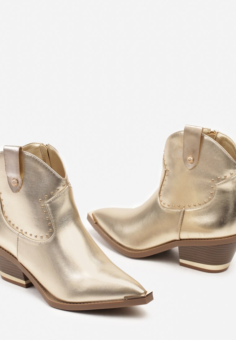 Botine Niavela Aurii