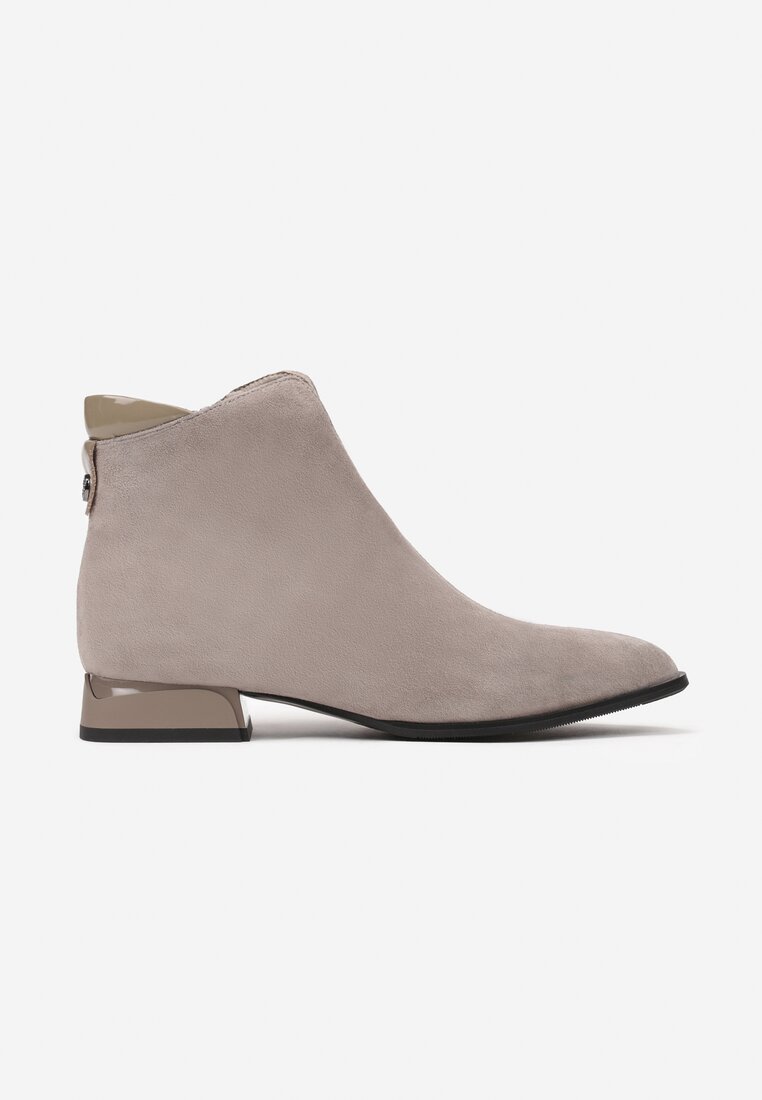 Botine Ninnava Bej
