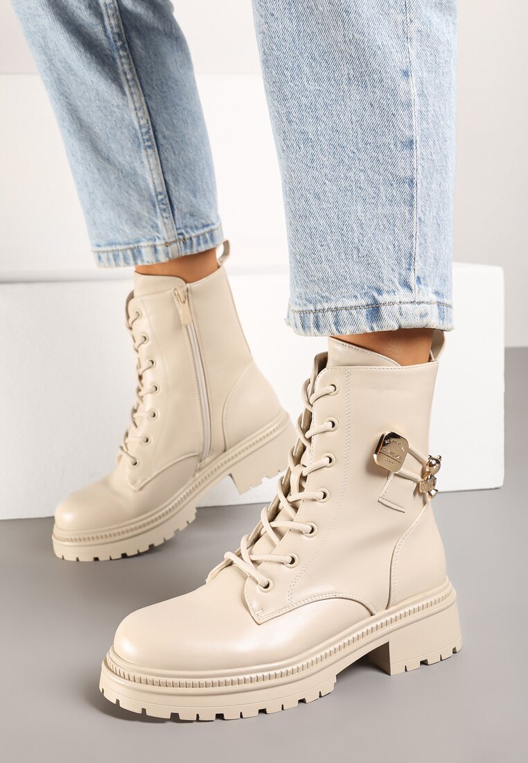 Botine Linnaviae Bej