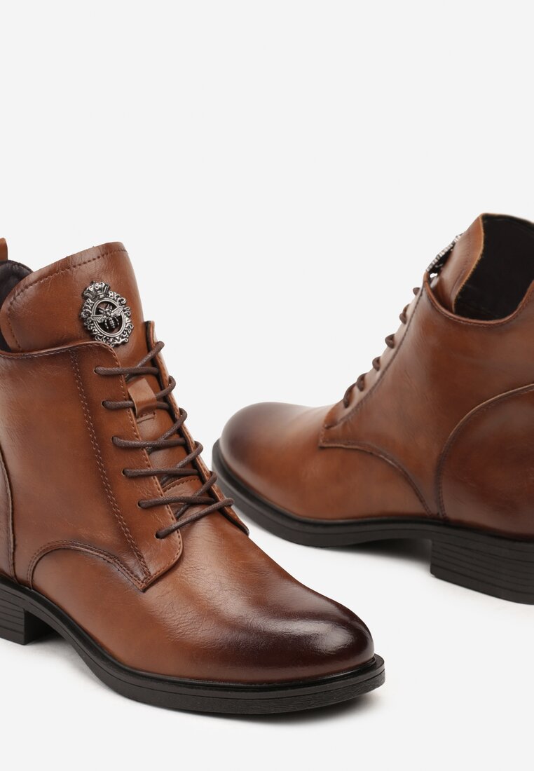 Botine Pinnara Maro