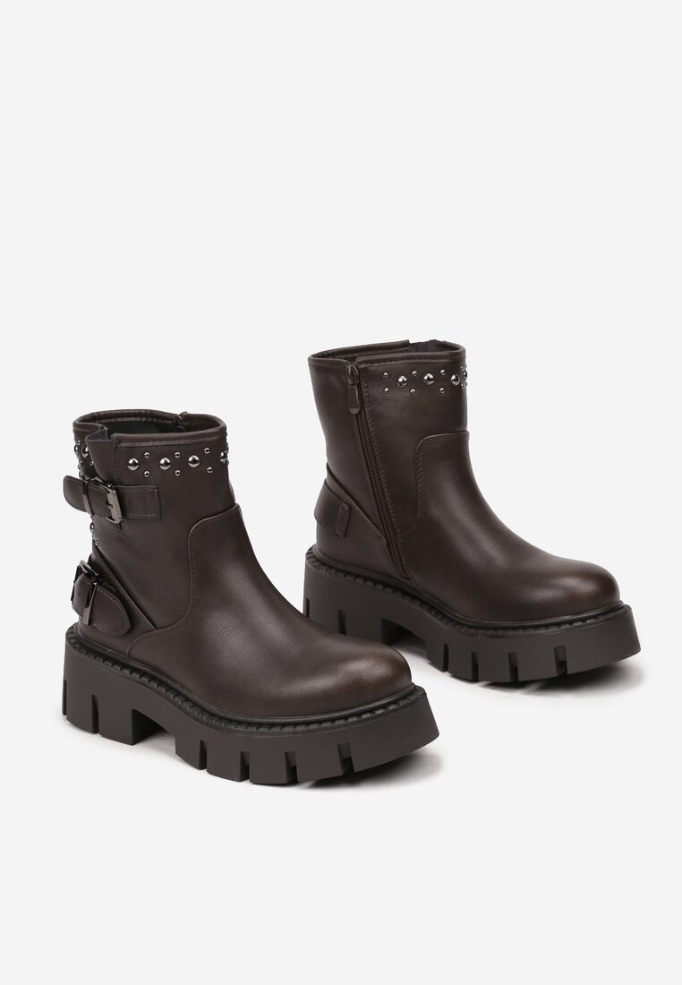Botine Esarindra Bej