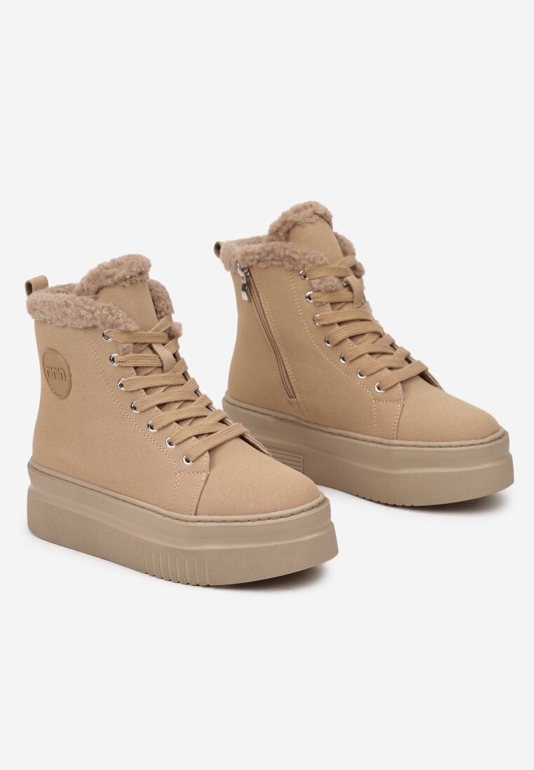 Botine Esadwenna Maro