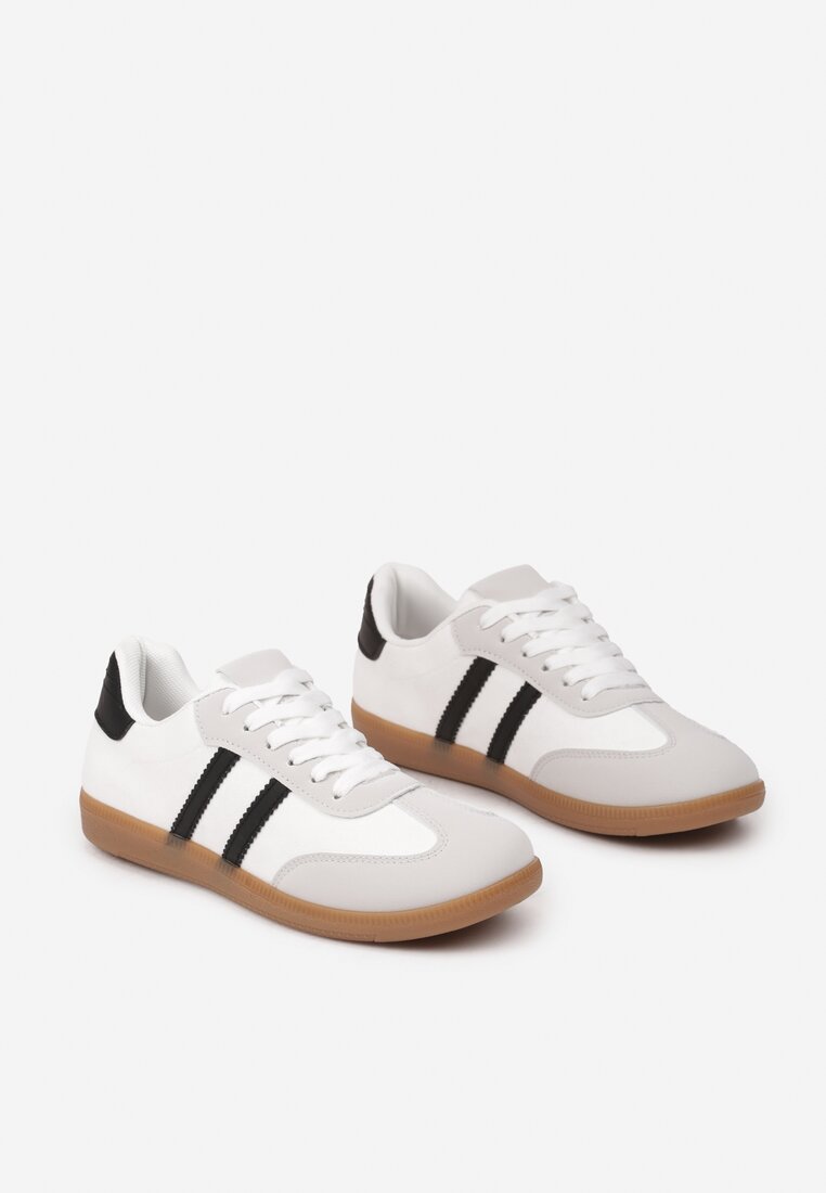 Białe Casualowe Sneakersy z Ekozamszu na Płaskiej Podeszwie Pemeriana