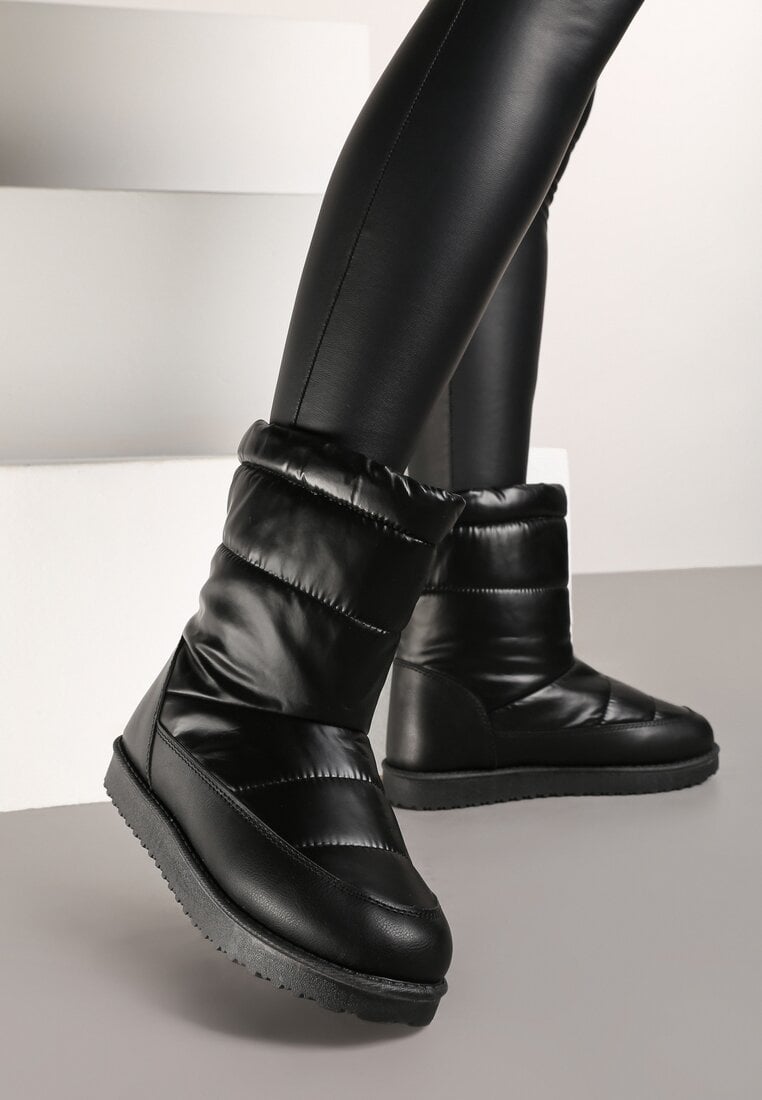 Czarne Pikowane Śniegowce na Płaskiej Podeszwie Raviti