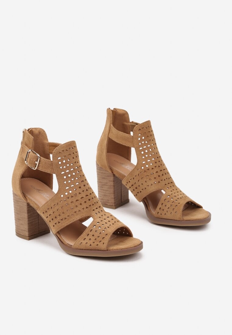 Botine Evelesi Maro