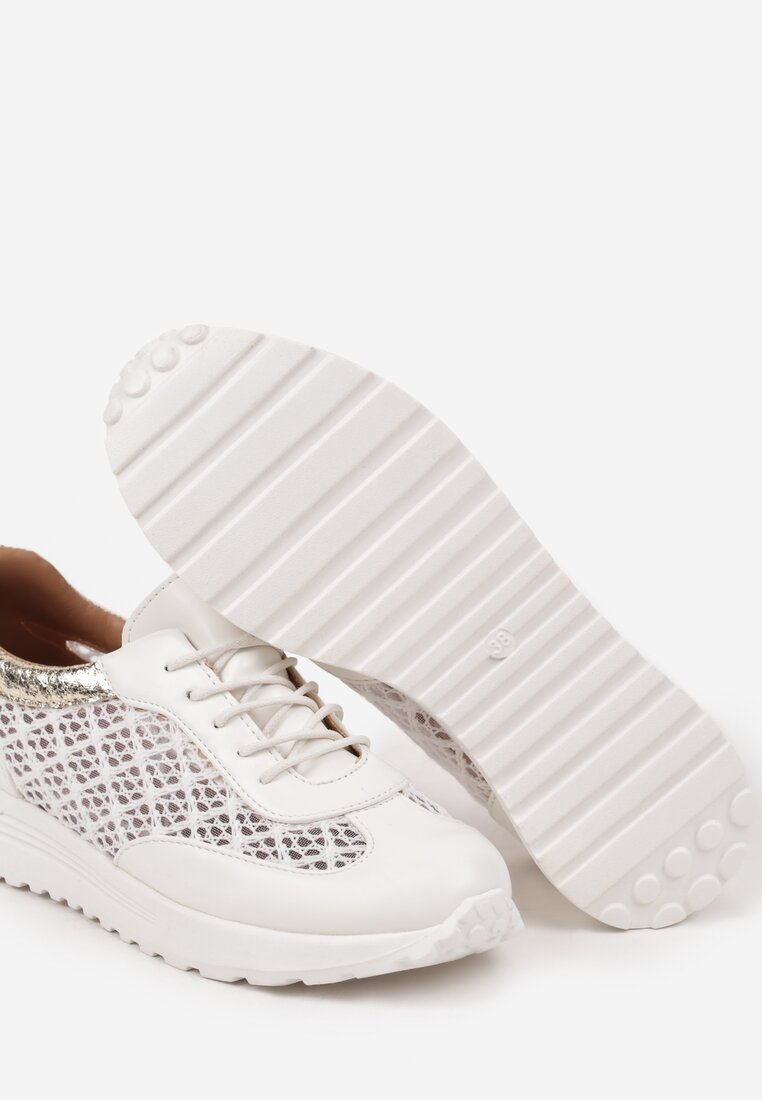 Białe Ażurowe Sneakersy na Podeszwie z Metaliczną Wstawką Neomira