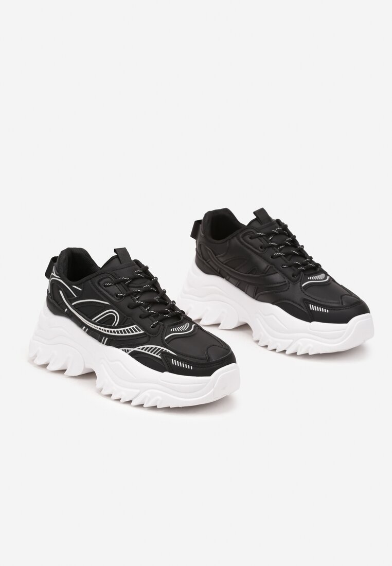 Sneakers Sarial Negri