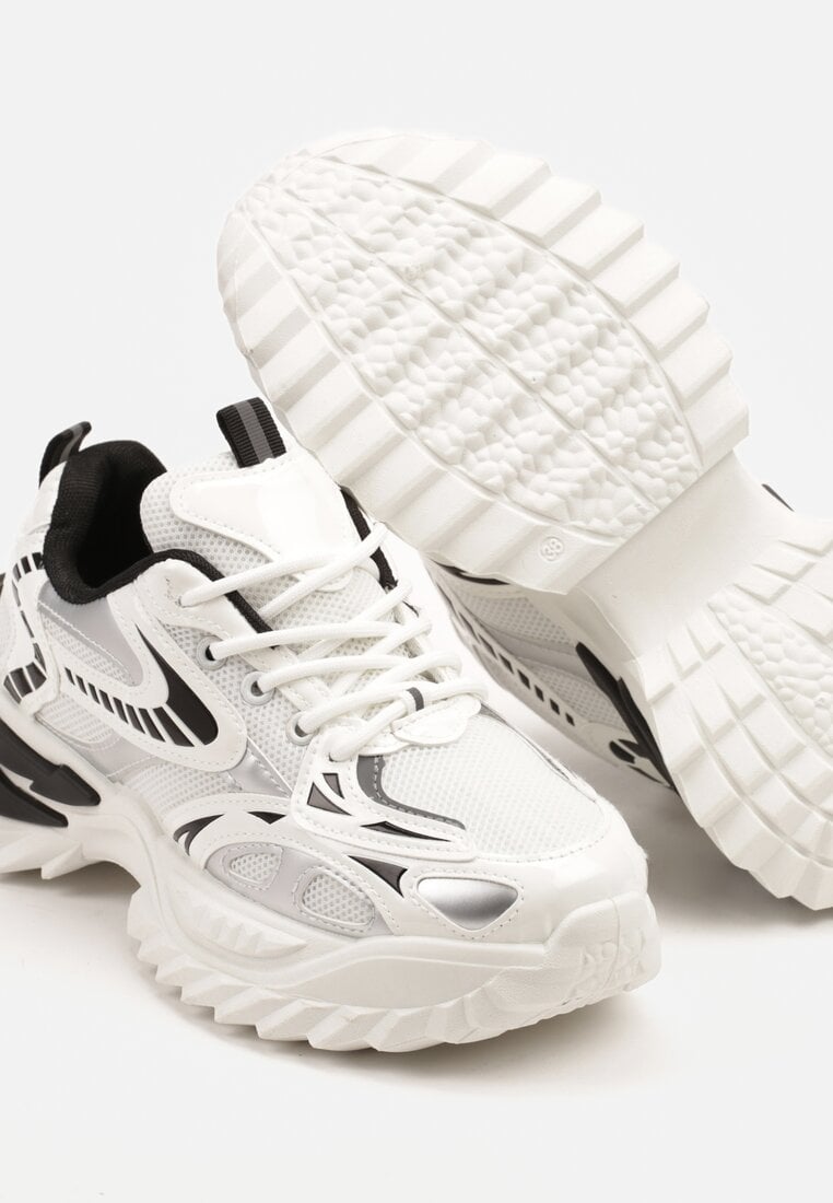 Białe Sneakersy na Platformie z Tłoczeniem i Siateczkowymi Wstawkami Galoria