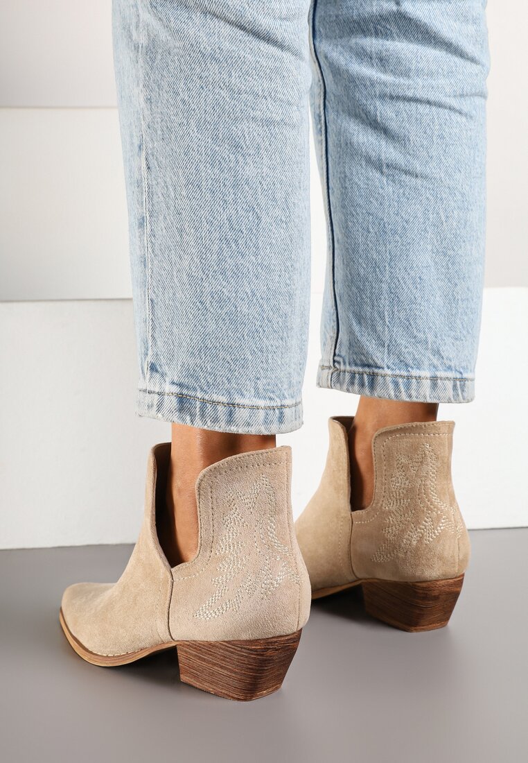 Botine Hanrisa Bej