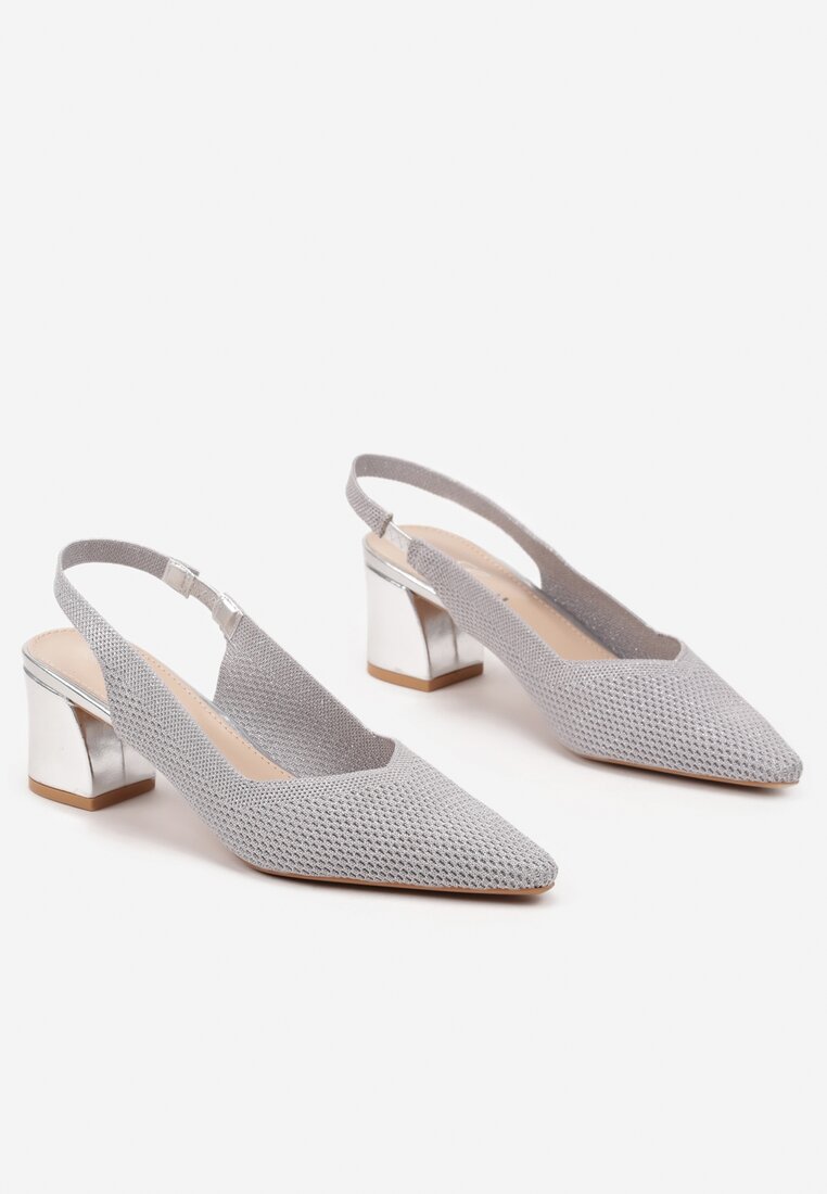 Srebrne Czółenka na Słupku Typu Slingback Fonnaria
