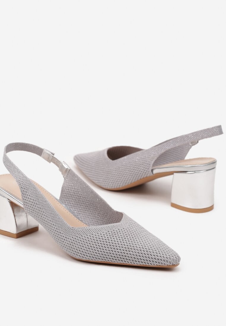 Srebrne Czółenka na Słupku Typu Slingback Fonnaria