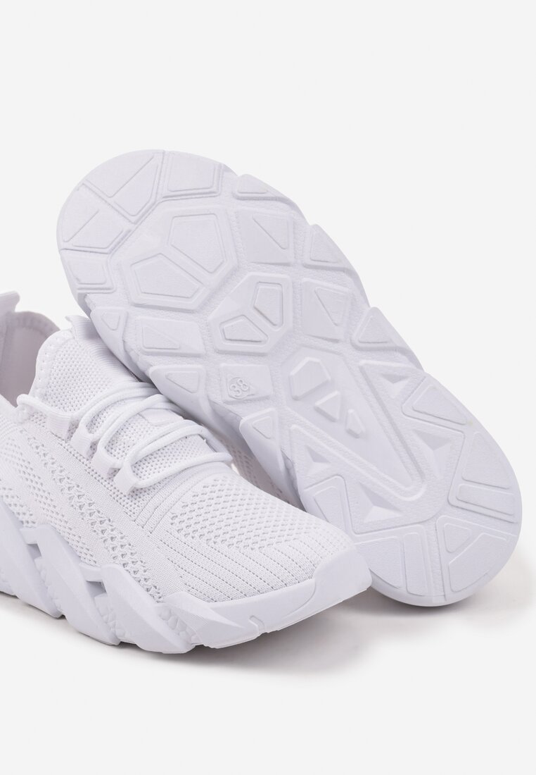 Białe Sneakersy na Tłoczonej Platformie Tatilora