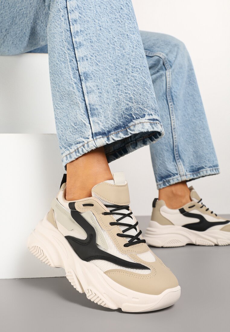 Beżowo-Czarne Sneakersy na Tłoczonej Platformie z Geometrycznym Wzorem Fonetha