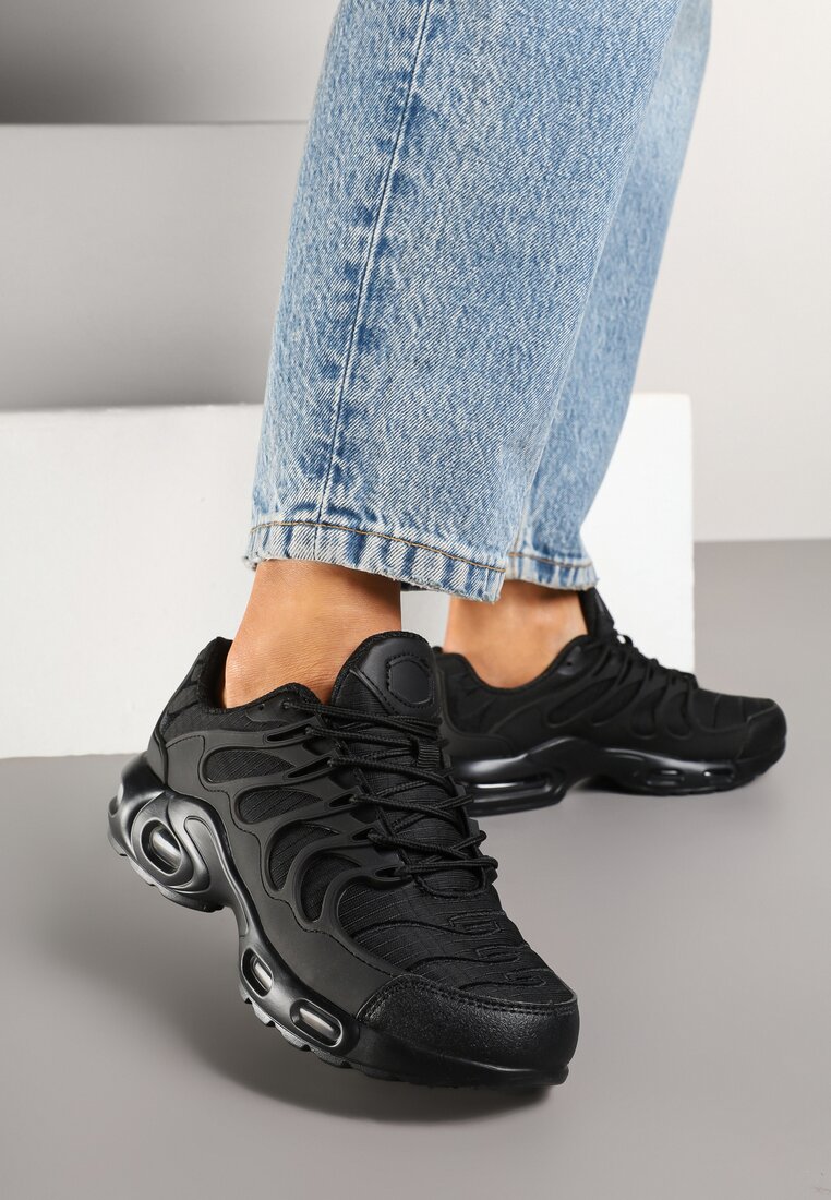 Czarne Buty Sportowe Sneakersy z Tłoczoną Cholewką Calzivis