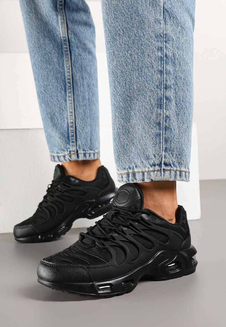 Czarne Buty Sportowe Sneakersy z Tłoczoną Cholewką Calzivis