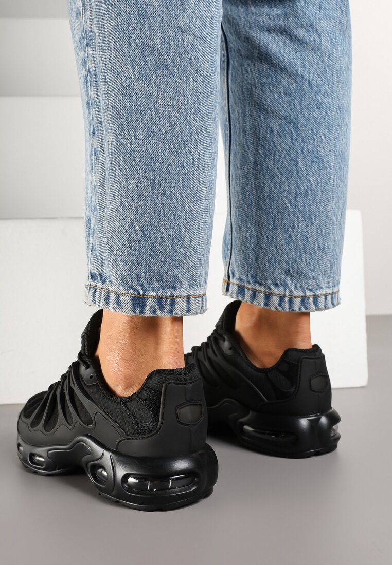 Czarne Buty Sportowe Sneakersy z Tłoczoną Cholewką Calzivis