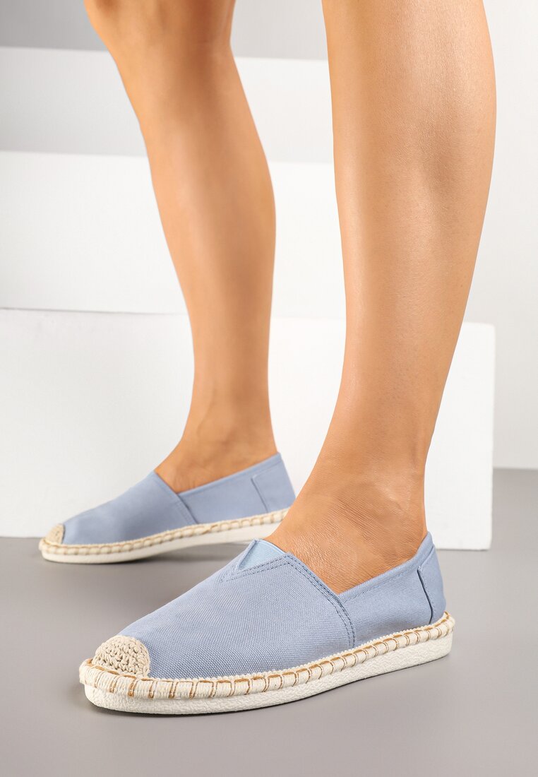 Jasnoniebieskie Wsuwane Espadryle Ozdobione Przeszyciami Baliris