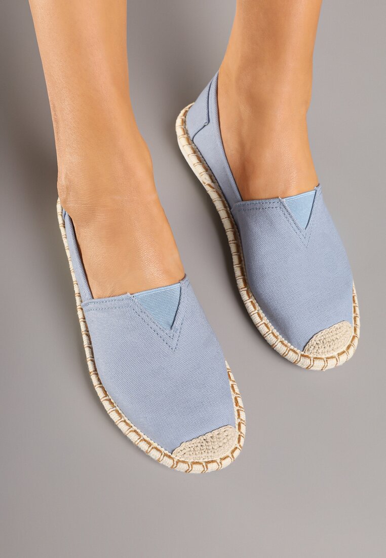 Jasnoniebieskie Wsuwane Espadryle Ozdobione Przeszyciami Baliris