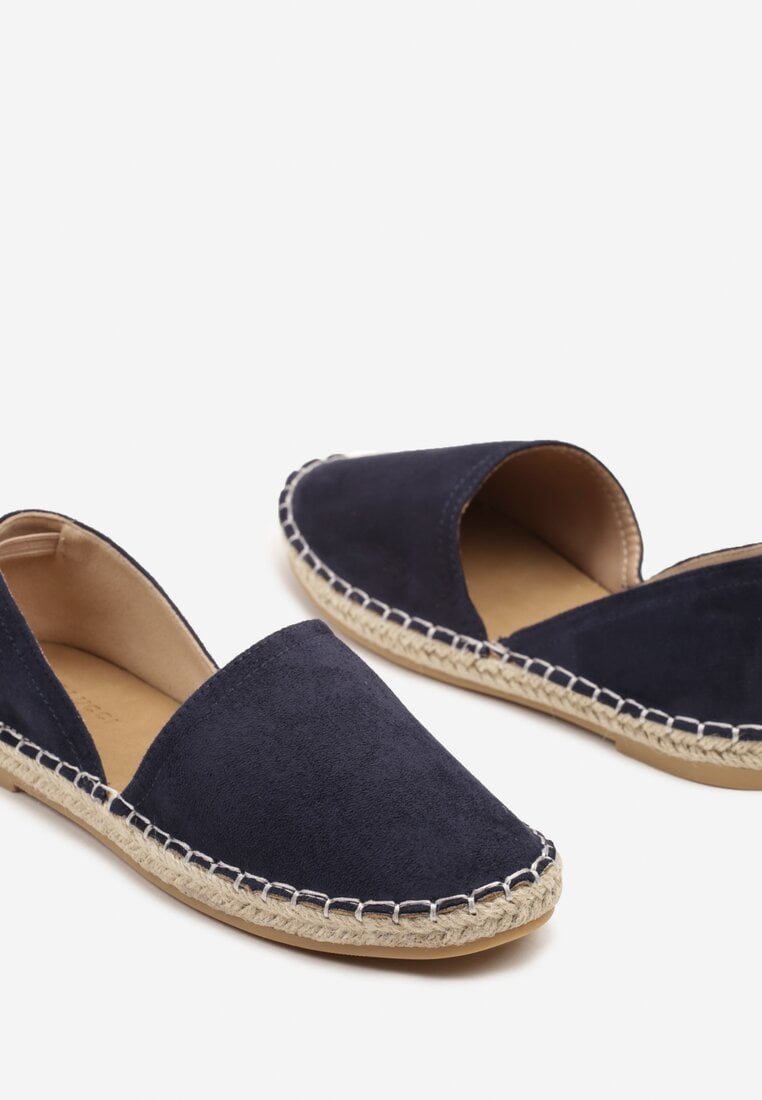 Granatowe Espadryle  Ozdobione Wyciętą Cholewką i Plecionką Wommea
