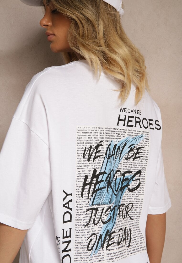 Biała Bawełniana  Koszulka T-shirt z Nadrukiem na Tyle i Napisami Danilaria