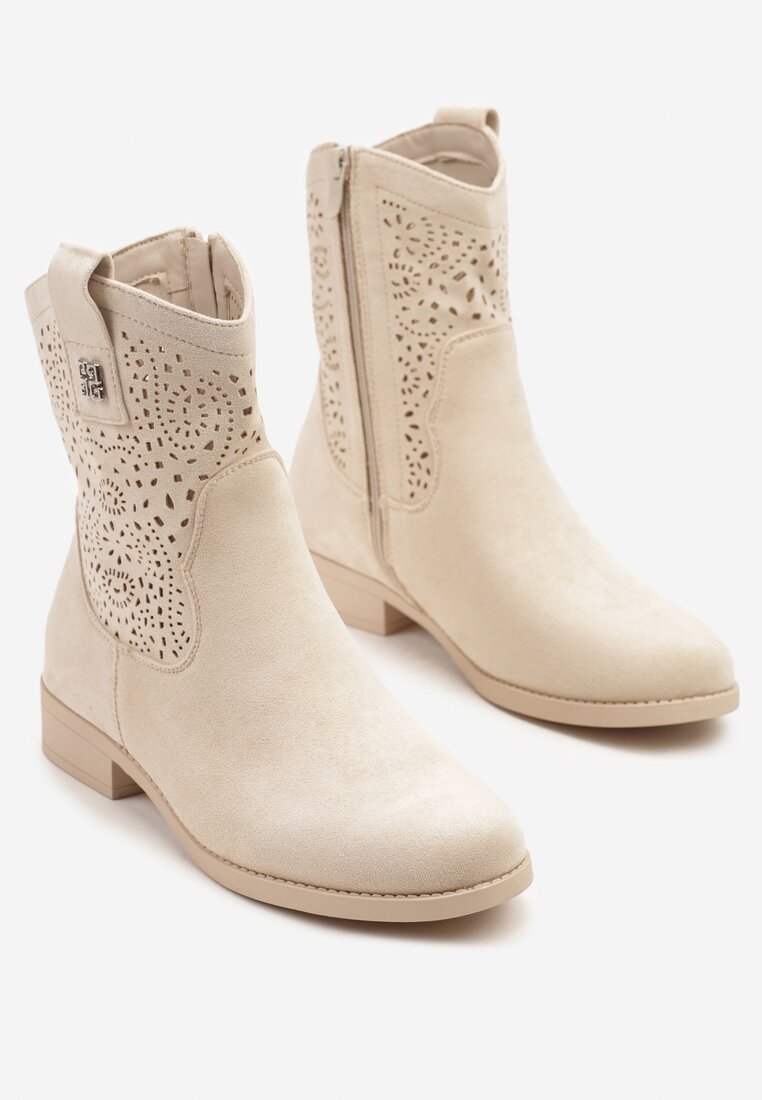 Botine Efaliria Bej