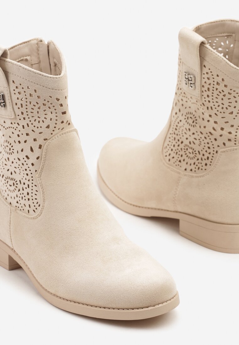 Botine Efaliria Bej