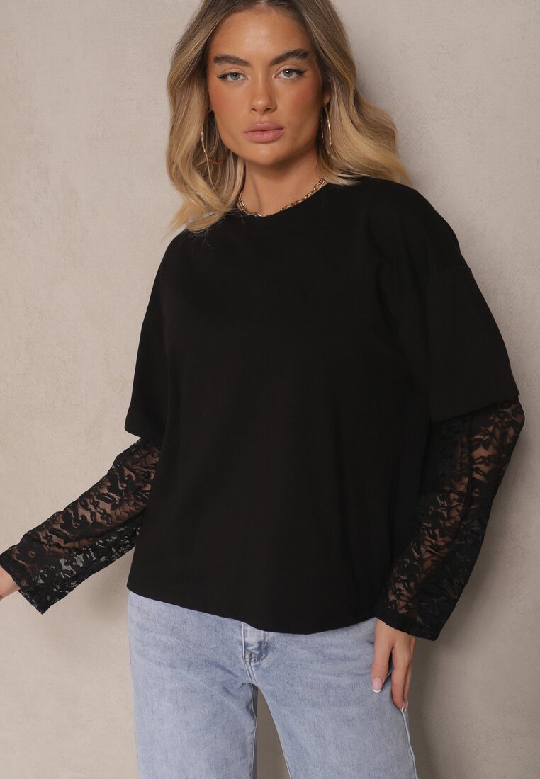 Czarna Bluzka T-shirt o Kroju Oversize z Rękawami z Koronki Dillifia