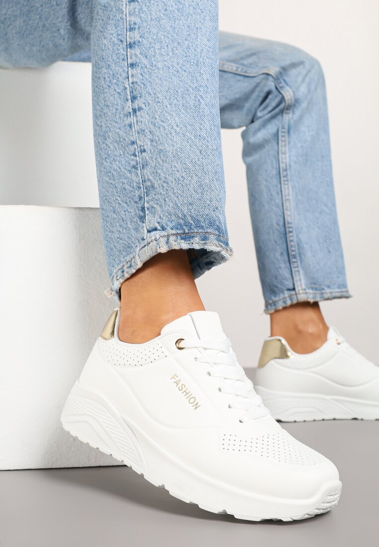 Białe Buty Sportowe Sneakersy na Podeszwie z Tłoczeniami Zdobione Metaliczną Wstawką Arulla