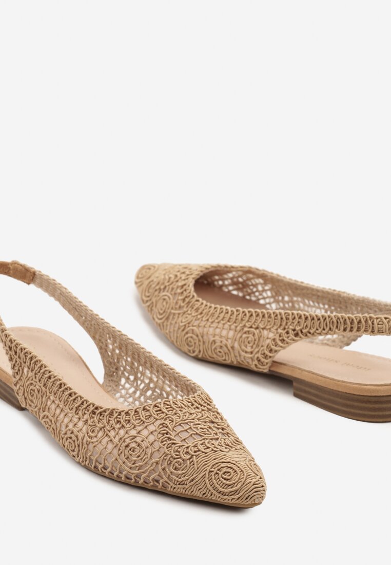 Ciemnobeżowe Ażurowe Sandały Slingback ze Szpiczastym Noskiem Eridoria