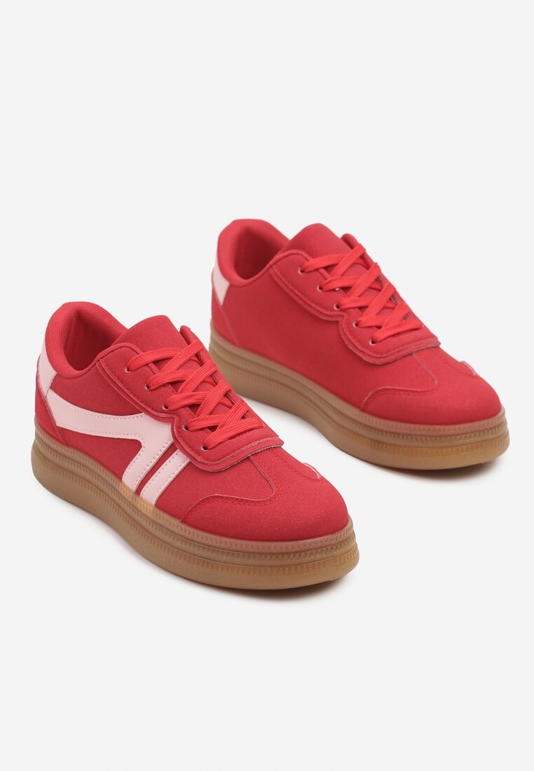 Czerwone Sneakersy Klasyczne Tenisówki Zdobione Przeszyciami Alatira